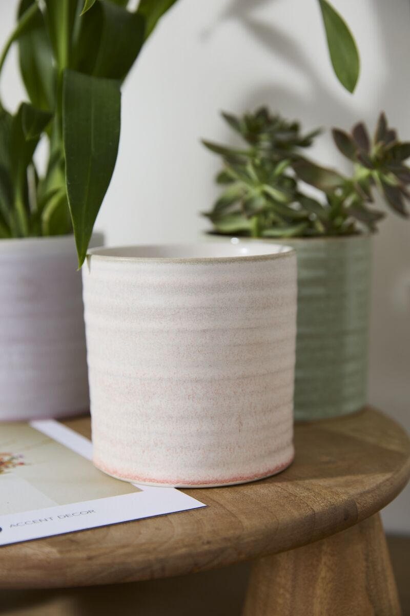 A Simple Ceramic Pot